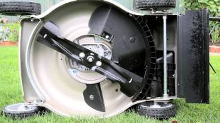 Honda HRR216PKU Push amp SelfPropelled Lawnmower Product Demonstration [upl. by Dew595]