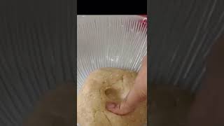 अब घर पर बनाएं बिस्किट  how to bake biscuits at home without oven shortvideos bakingtips viral [upl. by Eenafets]