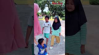 TIAN NANGIS MAU MAIN SEPEDA LISTRIK😅😂🙈 trending comedy humorlucu funny ngeshortsbareng [upl. by Anbul]