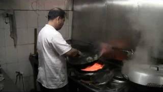 Fast Chinese Cooking Big Fire Wok In China Hoiping Near Toisan [upl. by Dlorej944]