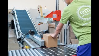 Verpackungslinie mit 4 Packplätzen für OnlineVersandhändler [upl. by Luebke]