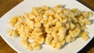 Spätzle  Knöpfli selbst gemacht  Rezept Video  Anleitung [upl. by Kenimod]