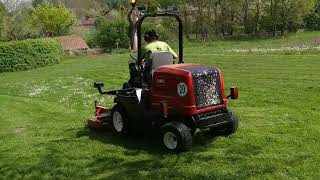 Toro Groundsmaster 3200 im Einsatz [upl. by Muhan]