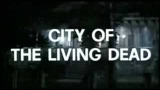 Miedo En La Ciudad De Los Muertos Vivientes Paura Nella Città Dei Morti Viventi 1980  Trailer [upl. by Saunderson]