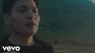 Rendy Pandugo  Silver Rain Official Music Video [upl. by Shelby]