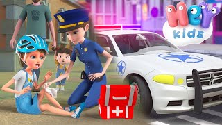 Polisbil 🚓 Bilar för små barn 👮 Barnsånger på svenska  HeyKids [upl. by Anauqaj]