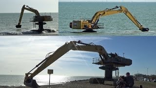 🇳🇱 Snijder BV CAT Elevated Excavator mobydig at The Rampion Wind Farm Construction [upl. by Tankoos]