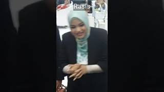 AUREL DAN ATTA HALILINTAR KASIH HADIAH UANG KUIS KE PENGEMAR [upl. by Llewoh]