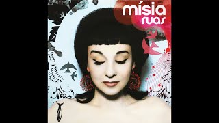 Misia quot Attendez que ma joie revienne quot chante Barbara  Vol4  2009 [upl. by Enirehtak]