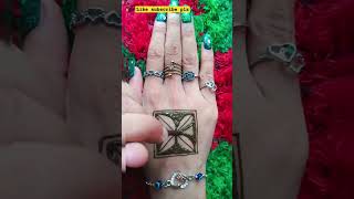 Mehndi achi lgi ya meri ring 💍😂 btao jra comment me viralvideo hennadesign youtubeshorts mehndi [upl. by Anytsirhc170]