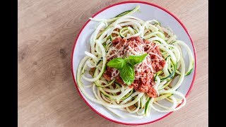 Slanke Courgette “Spaghetti” met Tonijnsaus [upl. by Ilime]