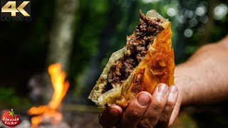 ULTIMATE CRUNCH MEAT PIE IN THE FOREST [upl. by Zebadiah]