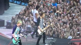 5 Seconds of Summer  Heartbreak Girl Live in Düsseldorf 070214 [upl. by Arten604]