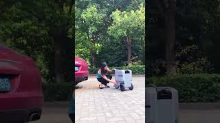 Airwheel Intelligent LifeLets ride on airwheel electric scooter suitcase and away from tiredness [upl. by Zzaj957]