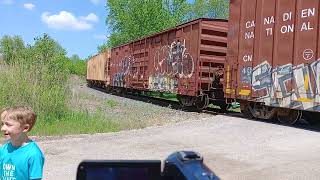 PHONE VIEW 51824 Of A CN SBWBSB Train Mixedfreight Leading With CN Solo 1 CNs 8904 HU GT CN So [upl. by Latoniah]