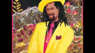 GREGORY ISAACS RIP Front Door  The Border Live [upl. by Dlorag]