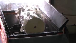 Metso Denmark MampJ 4000 M Shredding Paper Rolls  종이롤 파쇄 및 분쇄 [upl. by Julianna]