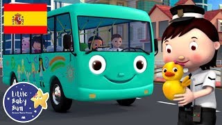 Las Ruedas del Autobús y el Cinco Patitos  Dibujos Animados  Little Baby Bum en Español [upl. by Knarf]