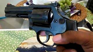 Smith amp Wesson Model 586 357 Magnum PreLock 1980s Version [upl. by Ihsoyim109]