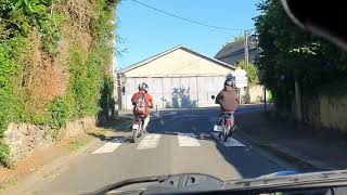 Mobylette vs Renault 19 16s en Dashcam [upl. by Arres814]