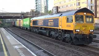 Trains at Stratford station 2724 [upl. by Kartis]