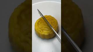 Trying Durian Mooncake [upl. by Fogarty]