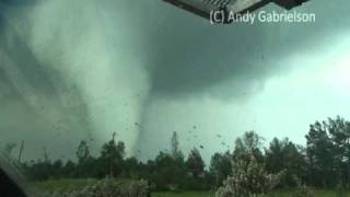 April 27 2011 Close Range Mississippi Tornado [upl. by Ebby]