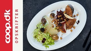 Frikadeller af kikærter med kålsalat og små kartofler  Claus Holm [upl. by Gimble794]