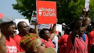 Nigeria  les lycéennes toujours otages de Boko Haram un an après [upl. by Acillegna]