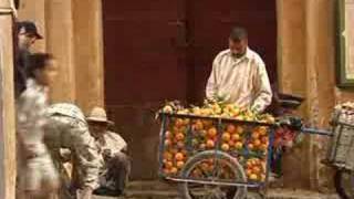 FESTIVAL DE FES MAROC Visite guidée de la Médina [upl. by Ladnyc]