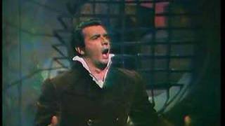 Franco Corelli sings Tosca vaimusiccom [upl. by Lebisor694]