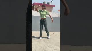 Badri ki dulhaniya dance bollywood music song youtubeshorts bollywoodsongs viralvideo [upl. by Riamo117]