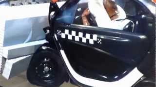 Crash Test  Renault Twizy ZE [upl. by Nhaj48]