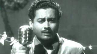 Tang Aa Chuke Hai  Guru Dutt Mohammed Rafi Pyaasa Song [upl. by Warden801]