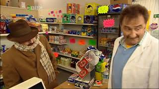 ChuckleVision 17x03 Whos Minding the Store Widescreen [upl. by Anallese119]