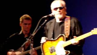 Merle Haggard  Runaway Mama [upl. by Ryun]