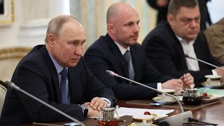 Putin confiesa que el armamento de guerra escasea en Rusia [upl. by Jacey126]