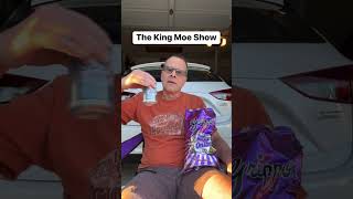 tailgating NationalTailgatingDay buschlight grippos potatochips thekingmoeshow kingmoe [upl. by Wilsey]