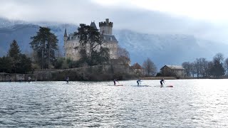 Talloires Avec la Glagla Race préparez vous à ramer en plein hiver [upl. by Idnek]