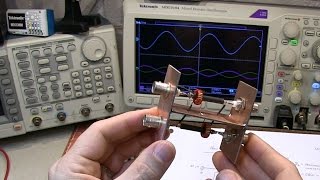 196 How a Directional Coupler in an SWR meter works [upl. by Tallbott]