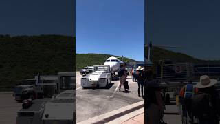 Most scenic Airport aspencolorado aspen airport airplane [upl. by Nodnart]