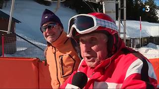 Avec un enneigement exceptionnel la station de ski de Goulier fait la joie des familles [upl. by Durwin195]