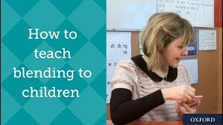 Read Write Inc Phonics Ruth Miskin on how to teach blending to children [upl. by Suckow]