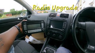 Volkswagen Golf Mk5 Radio upgrade [upl. by Emelia]