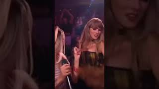 taylorswift bailando con karolg 💃 viralvideo latina [upl. by Marko]