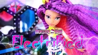 Monster High Electrified  Clawdeen Wolf  Doll Review  4K [upl. by Cohette]