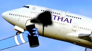 Thai Airways blacks out its own logo on plane after crash landing [upl. by Elyse429]