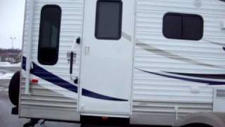 Crossroads Zinger Travel Trailer 27 RL at Couchs Campers RV Service Center an Ohio RV Dealer [upl. by Lilla]