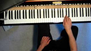 A way of playing clusters on the piano [upl. by Mord]