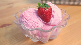 Aiskrim Strawberi Homemade  Mudah dan Sedap [upl. by Kerred]